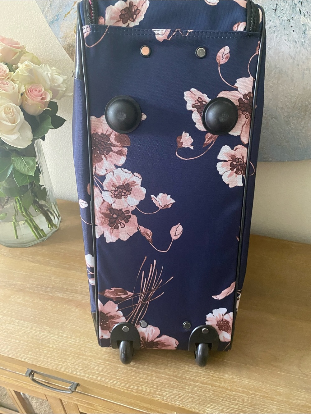 bebe Giselle Rolling Duffel Bag. - Picture 5 of 9